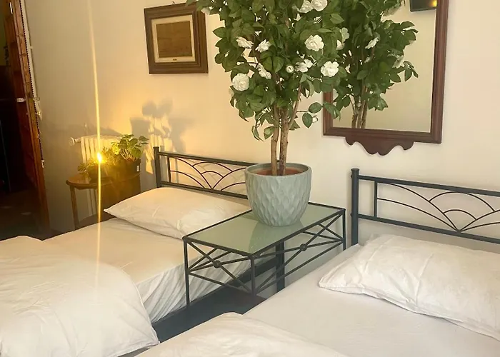 Porto Di Colombo - Vicino E Citta ジェノヴァ